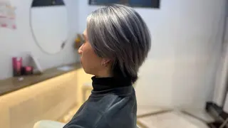 カラー メンズ 😈せいと😈 ハイトーン/縮毛矯正のヘアスタイル