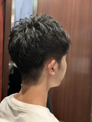 ショート パーマ メンズ ヒロ銀座青山店所属・森本 ミクのヘアスタイル