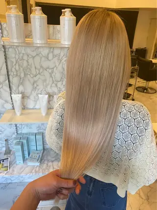 ロング 🍀Moda by Grande🍀のヘアスタイル