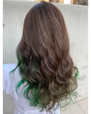 セミロング エミュスト心斎橋所属・🎨カラー&髪質改善 松葉優希のヘアスタイル