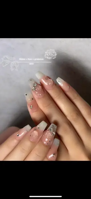 ネイル GRANDE OSU Anna 🧸💛のネイルデザイン