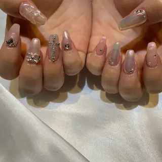 ネイル 糀屋 彩奈のネイルデザイン