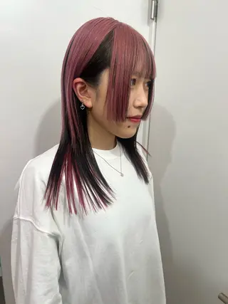 セミロング 💥ウルフカット デザインあんな💥のヘアスタイル