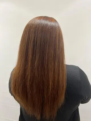 ロング ﾃﾞｻﾞｲﾝｶﾗｰ Mirutayaのヘアスタイル