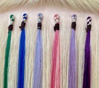 ロング シール＋ちび編み込み エクステ梅田🐨のヘアスタイル