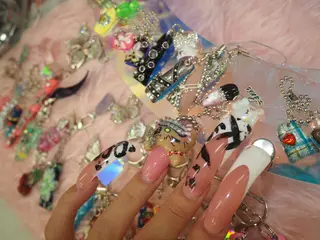ネイル ONIKA Nail 青山通り店所属・ONIKA Nail 表参道A4🦋2分のネイルデザイン