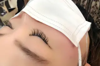 マツエク・マツパ 岡田詩織 MODE Ks松原店のヘアスタイル