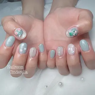 ネイル Nailroom. Cinderellaのネイルデザイン