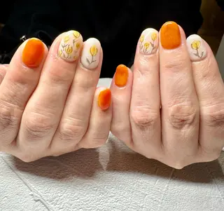 ネイル Tanemoto所属・Ueda Rieのネイルデザイン