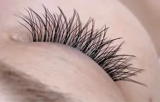 マツエク・マツパ AngelChris ビューティーサロンのネイルデザイン