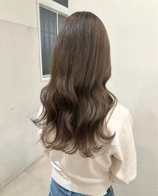 ロング ゆうき あすかのヘアスタイル