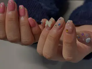 ネイル 🫧ユキ🫧 持込OK/平日夜&土のネイルデザイン