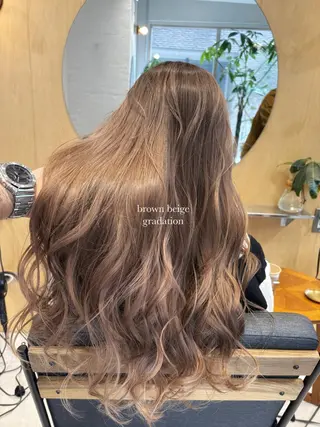 ロング カラー 🌈艶ハイトーン🌈 心を込めます🤝涼介のヘアスタイル