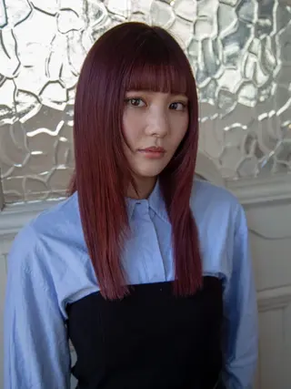 セミロング アマリス所属・秋山 大樹のヘアスタイル