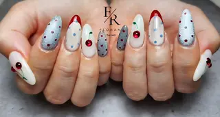 ネイル FLORANZ TANAKAのネイルデザイン