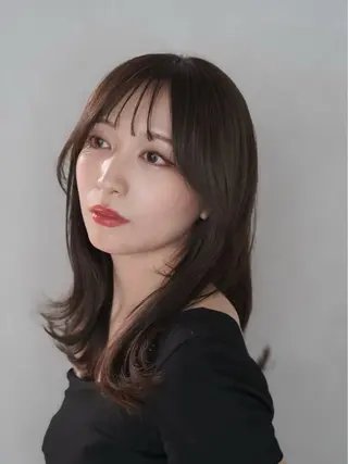 ミディアム レイヤーカット/ くびれヘア佐藤大空のヘアスタイル