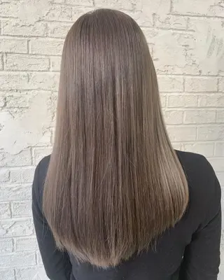 セミロング 🇺🇸ハイライト特 化美容師🇺🇸漆沢のヘアスタイル