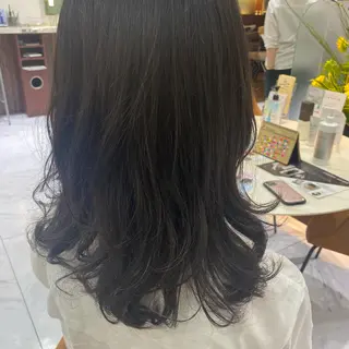 ロング 宮澤 美幸のヘアスタイル