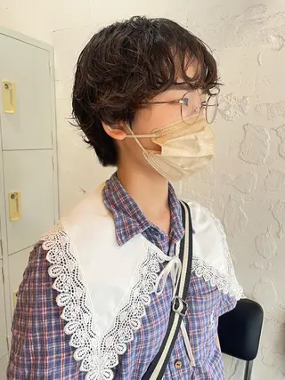 ショート パーマ ヘアアレンジ satsuki 暖色・ブラウンカラーのヘアスタイル