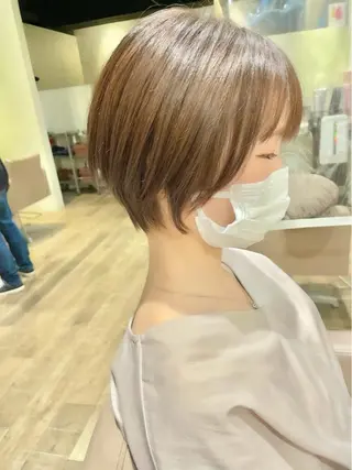 ショート ショート ボブ 梅田 木戸健人のヘアスタイル