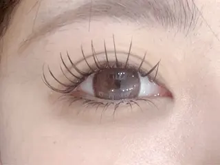 マツエク・マツパ CeCeまつげパーマ マツエク❣️パリエクのネイルデザイン