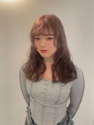 セミロング カラー tuco mireiのヘアスタイル
