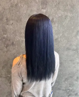 ロング カラー Lia / 郡山のヘアスタイル