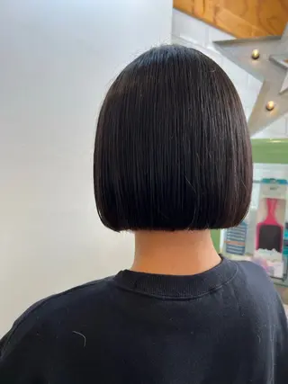 ショート カラー KANA/ボブ/ インナーカラー/艶髪のヘアスタイル