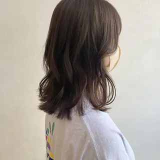 ミディアム SiLO yuri andoのヘアスタイル