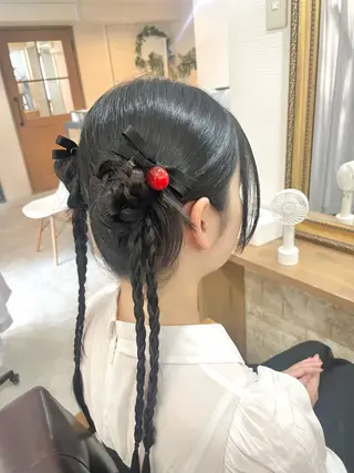 ロング ヘアアレンジ セットサロンCURE YUKIOKAのヘアスタイル