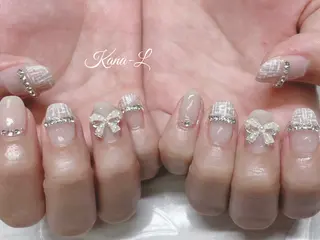 ネイル 芦辺 香奈のネイルデザイン