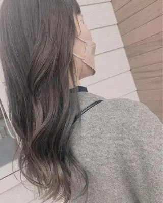 ロング PACE所属・ayumi ／透明感カラーのヘアスタイル