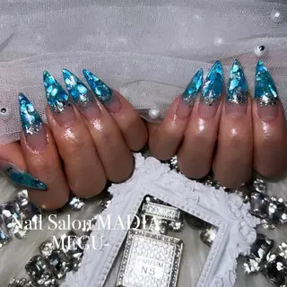 ネイル MADIA藤沢所属・MADIA MEGUのネイルデザイン