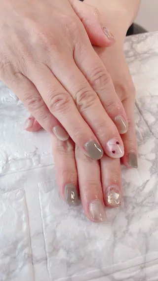 ネイル 菅野 愛のネイルデザイン