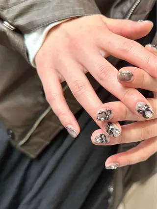 ネイル pointillé .ayaのネイルデザイン