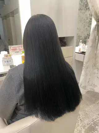 カラー 近藤 佑衣のヘアスタイル