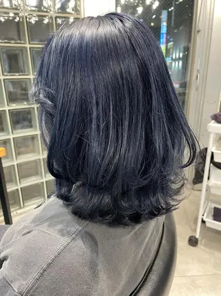 ミディアム カラー arrow🖤 もえみのヘアスタイル
