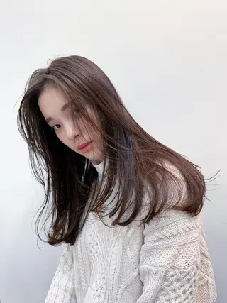 ミディアム カラー モリシュンスケ /レイヤー/髪質改善のヘアスタイル
