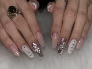 ネイル ネイルサロン Easenのネイルデザイン