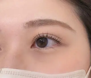 マツエク・マツパ une FEMINの眉毛・アイブロウイメージ