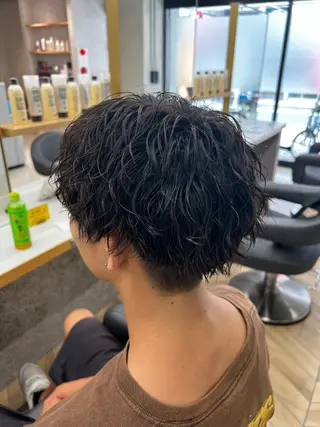 ミディアム パーマ メンズ 🪐メンズ特化 ヤマクラ　タイキのヘアスタイル