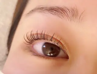 マツエク・マツパ ROWL total beauty salon所属・ROWL YUKARIのマツエク・マツパデザイン