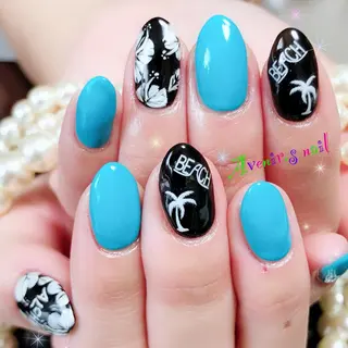 ネイル Home Salon Avenir.のネイルデザイン