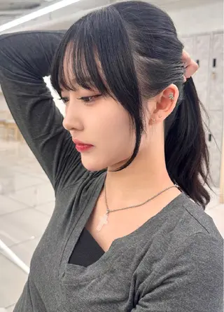 セミロング ヘアアレンジ yuina／ 🫧艶感カラー🫧のヘアスタイル