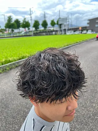 ショート パーマ メンズ TABOO.i 早野太郎のヘアスタイル