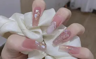 ネイル Theone栄店 松田のネイルデザイン