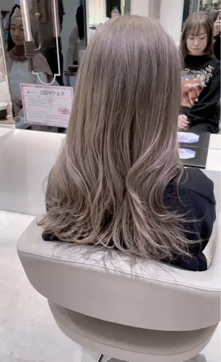 セミロング ☆ハイトーン口コミ◎ WiLL/京橋のヘアスタイル