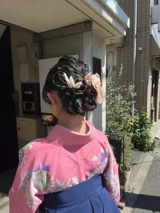 セミロング 艶髪/ハイトーン/ ヘアセット/モエノのヘアスタイル