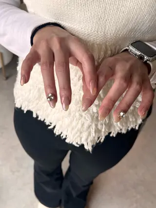 ネイル nailsalon YOLOのネイルデザイン