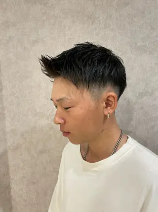 ショート メンズ Taku ／ケアハイトーンのヘアスタイル